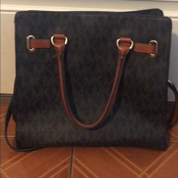 Michael Korse - Picture 3 of 3